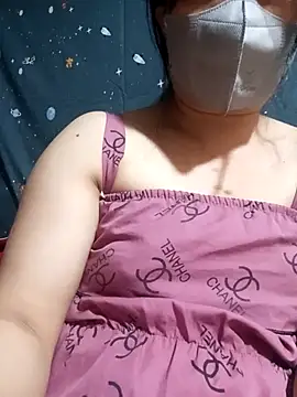 Snapshot of Phoena-a chatting on 04/03/26, 02:23 Phoena-a online show from 04/03/26, 02:23