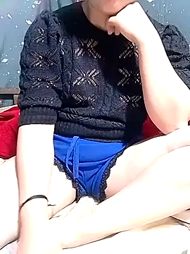 Snapshot of Phoena-a chatting on 04/15/26, 05:35 Phoena-a online show from 04/15/26, 05:35