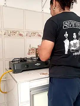 ErosyVenus69 online show from 11/13/25, 05:50