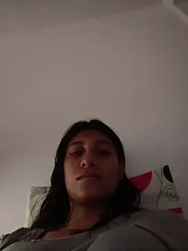 YeseniaRodriguez3 online show from 01/08/26, 10:27