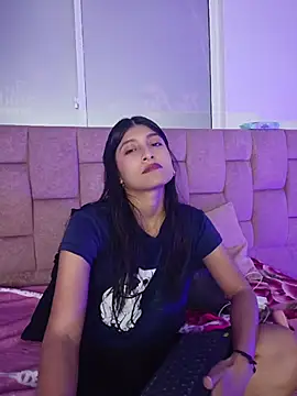 Snapshot of YeseniaRodriguez3 chatting on 06/08/26, 12:49 YeseniaRodriguez3 online show from 06/08/26, 12:49