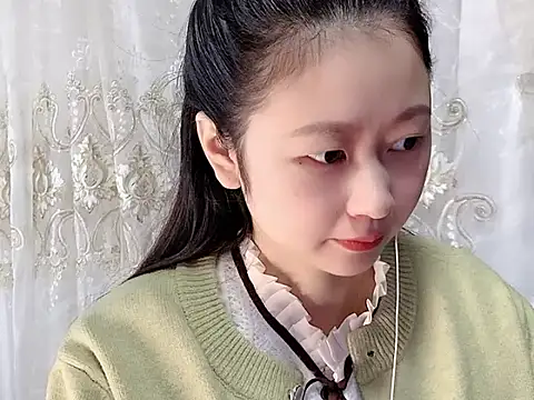 nuannuan35593 online show from 11/08/25, 12:09