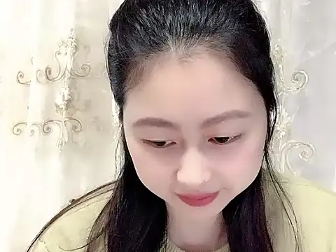 nuannuan35593 online show from 12/02/25, 12:07