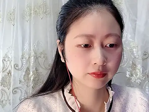 nuannuan35593 online show from 10/31/25, 11:18