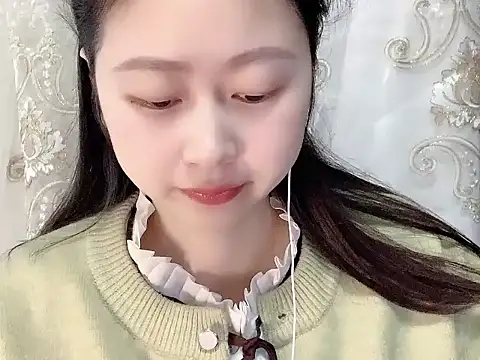 nuannuan35593 online show from 11/18/25, 12:19