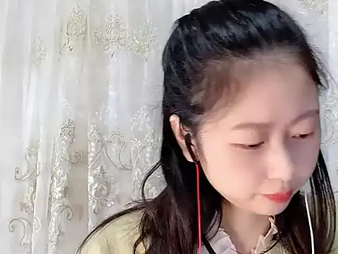 nuannuan35593 online show from 11/06/25, 12:09