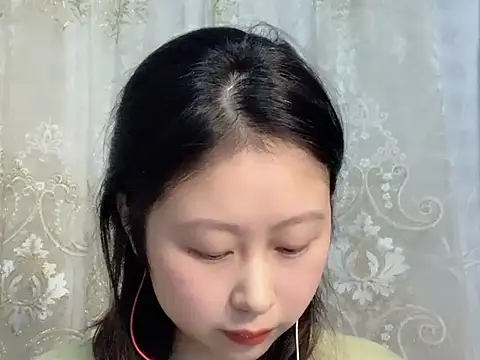 nuannuan35593 online show from 10/26/25, 11:21