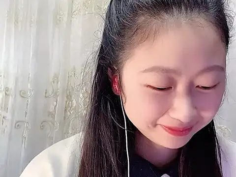 nuannuan35593 online show from 11/10/25, 11:48