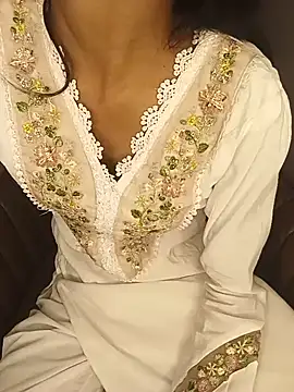 Marathi Queen1 online show from 06/24/26, 12:04