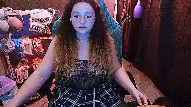 Snapshot of sugasunny04 chatting on 01/08/26, 07:03 sugasunny04 online show from 01/08/26, 07:03