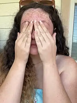 sugasunny04 online show from 02/27/26, 06:08