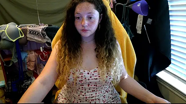 sugasunny04 online show from 02/23/26, 07:58