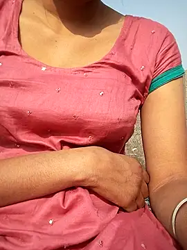 couple-open-enjoy online show from 11/18/25, 04:49