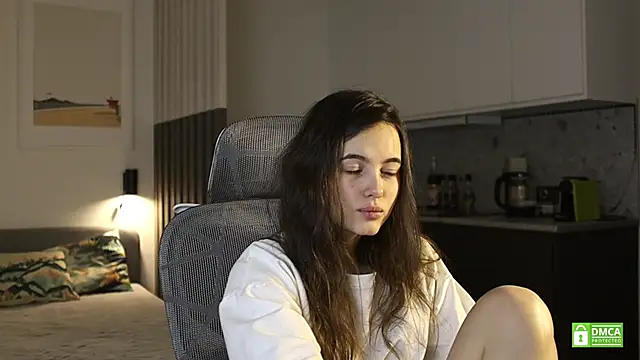 amelie shine online show from 11/16/25, 12:21