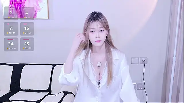 xiaoxi---n online show from 11/10/25, 09:36