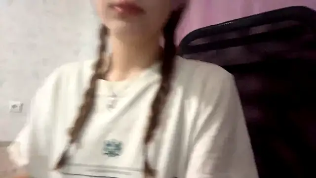 AliceStacy online show from 11/03/25, 08:51