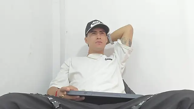 harold 777 online show from 10/30/25, 11:01