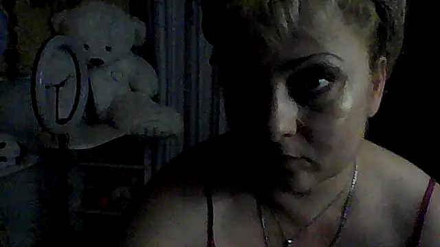 xHot Amazonq online show from 07/24/26, 01:51