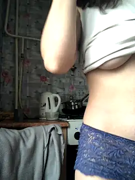 AnitaTenchi1 online show from 11/20/25, 06:58