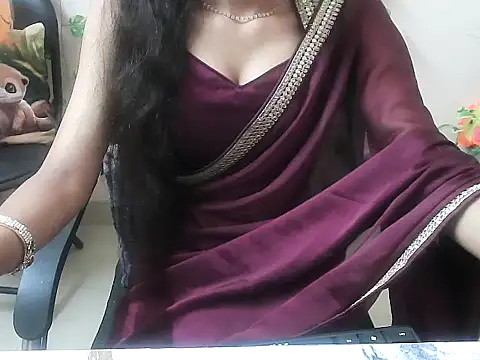 lo e shreya online show from 11/14/25, 03:43