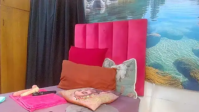 Lisa-001 online show from 02/18/26, 08:33