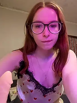AmberlyCarr online show from 11/11/25, 04:24