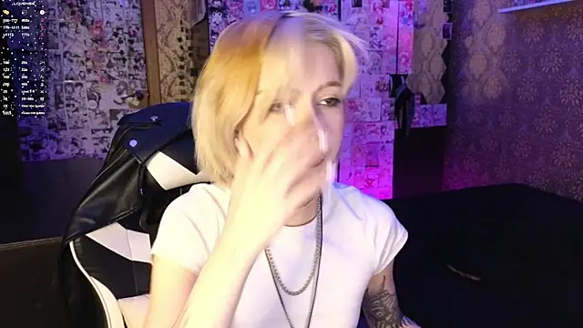 Snapshot of MissMorganMoon chatting on 02/13/26, 11:05 MissMorganMoon online show from 02/13/26, 11:05