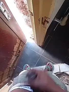 younggblackkCOCK19 online show from 04/16/26, 12:50