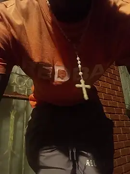 Snapshot of younggblackkCOCK19 chatting on 12/16/25, 10:14 younggblackkCOCK19 online show from 12/16/25, 10:14