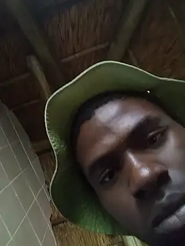 Snapshot of younggblackkCOCK19 chatting on 12/04/25, 10:25 younggblackkCOCK19 online show from 12/04/25, 10:25