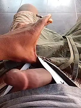 younggblackkCOCK19 online show from 04/10/26, 12:34