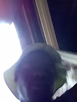 Snapshot of younggblackkCOCK19 chatting on 11/30/25, 12:28 younggblackkCOCK19 online show from 11/30/25, 12:28