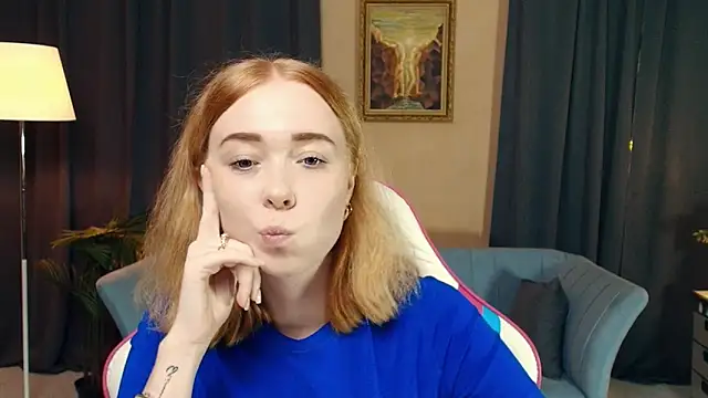 AddieOsler online show from 11/24/25, 08:09