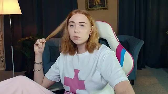 AddieOsler online show from 11/29/25, 07:47