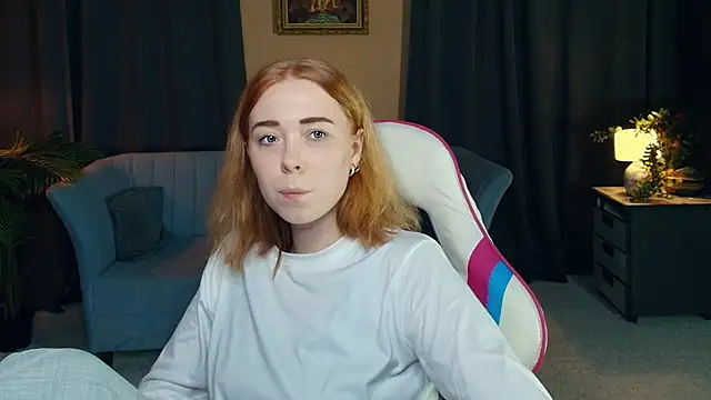 AddieOsler online show from 12/04/25, 09:03