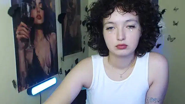 MissAriaa online show from 11/10/25, 01:49