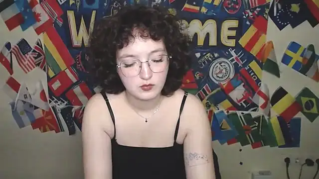 MissAriaa online show from 11/02/25, 01:49