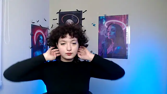 MissAriaa online show from 12/01/25, 06:47