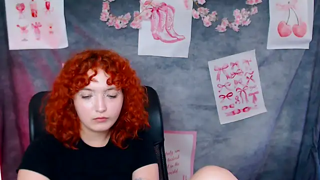Snapshot of MissAriaa chatting on 06/11/26, 12:24 MissAriaa online show from 06/11/26, 12:24