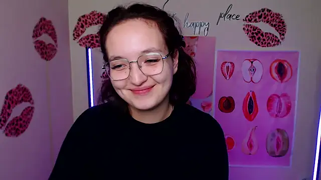 MissAriaa online show from 10/28/25, 07:35