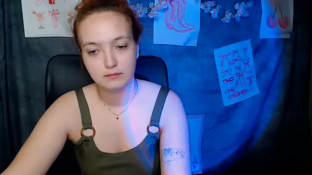 Snapshot of MissAriaa chatting on 06/14/26, 02:24 MissAriaa online show from 06/14/26, 02:24