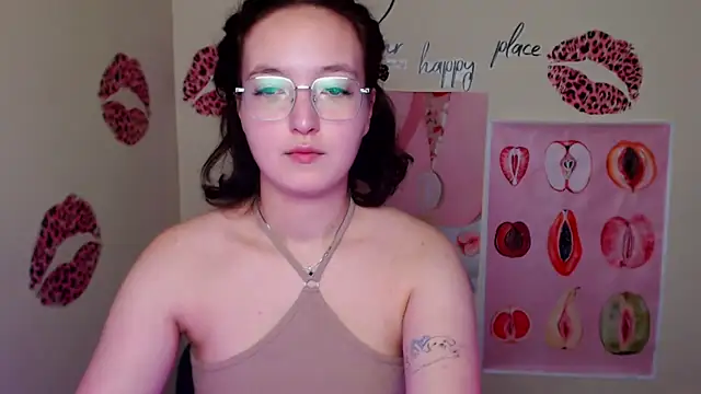 MissAriaa online show from 10/31/25, 08:00