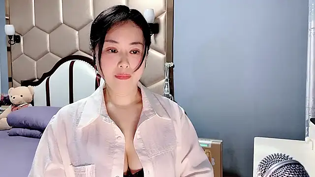 yaoyao22678 online show from 02/09/26, 02:09