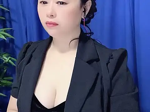 yaoyao22678 online show from 11/03/25, 02:06
