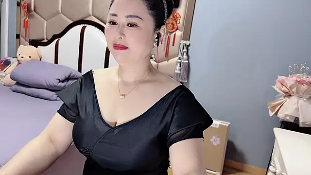 yaoyao22678 online show from 04/25/26, 03:09