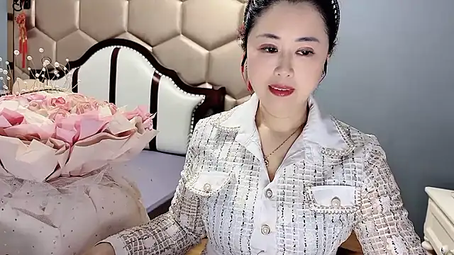 yaoyao22678 online show from 04/16/26, 02:34
