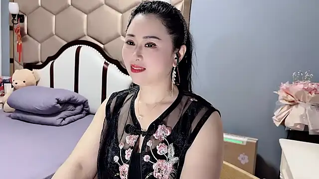 yaoyao22678 online show from 05/16/26, 01:26