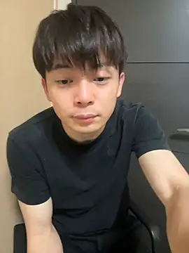 Snapshot of miyabi_yabi chatting on 05/12/26, 02:23 miyabi yabi online show from 05/12/26, 02:23