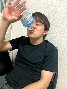 miyabi yabi online show from 01/12/26, 02:13