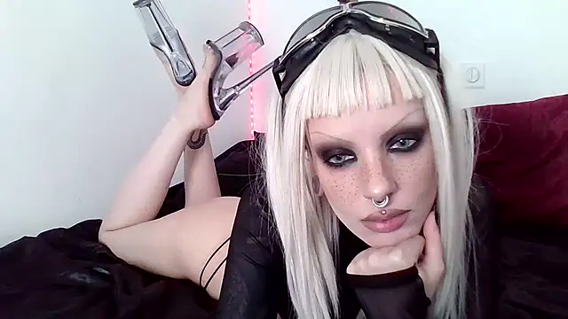 Snapshot of eva_nexus chatting on 02/05/26, 06:37 eva nexus online show from 02/05/26, 06:37